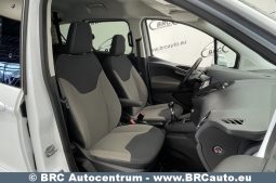 Ford Tourneo Courier 1.5 TDCi 2020 full