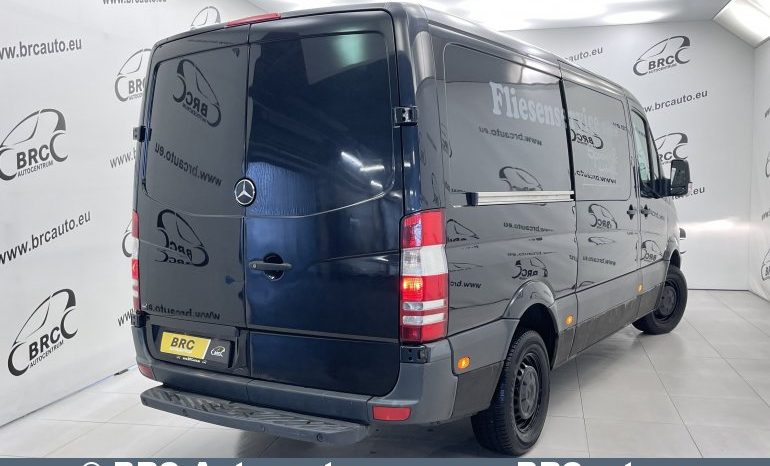 Mercedes-Benz Sprinter 516 CDI 2012 full
