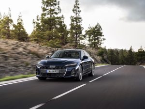 Audi A6 Sedan