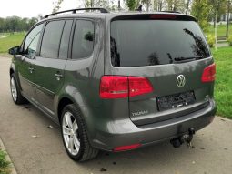 Volkswagen Touran 2012 full