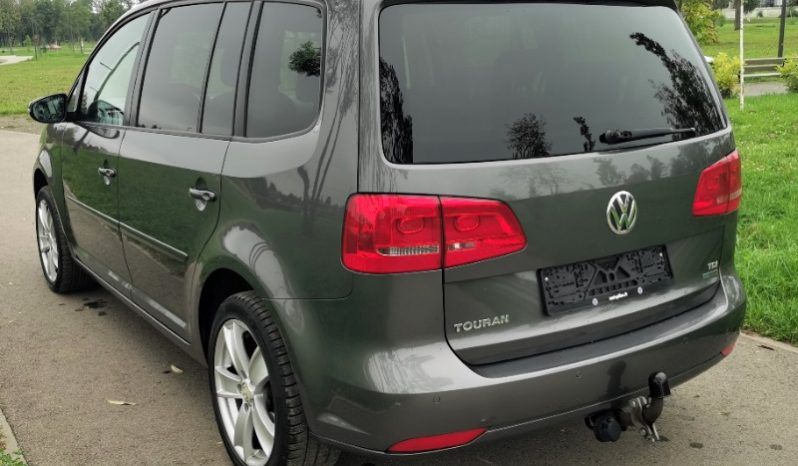 Volkswagen Touran 2012 full