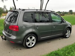 Volkswagen Touran 2012 full