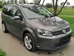 Volkswagen Touran 2012 full