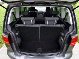 Volkswagen Touran 2012 full