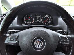 Volkswagen Touran 2012 full