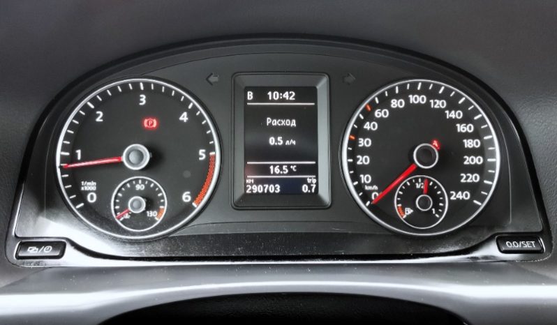 Volkswagen Touran 2012 full