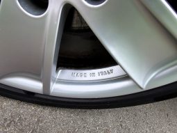 Volkswagen Touran 2012 full