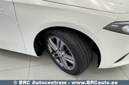 Mercedes-Benz A 180 Automatas 2019 full
