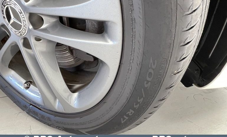 Mercedes-Benz A 180 Automatas 2019 full