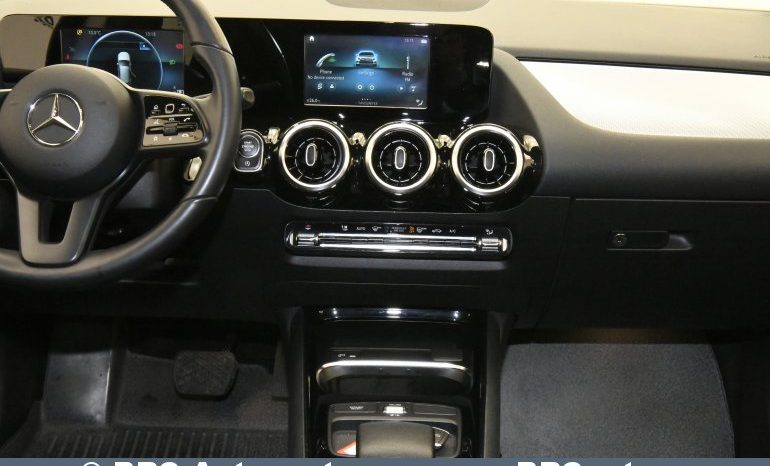 Mercedes-Benz B 180 d Automatas 2019 full