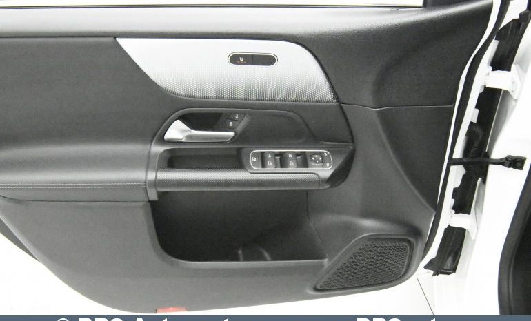 Mercedes-Benz B 180 d Automatas 2019 full