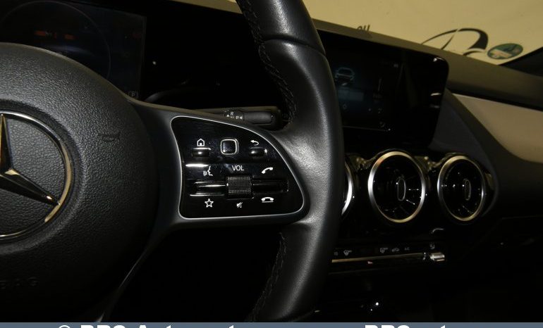 Mercedes-Benz B 180 d Automatas 2019 full