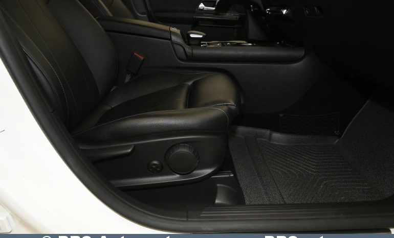 Mercedes-Benz B 180 d Automatas 2019 full