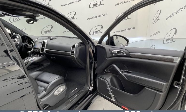 Porsche Cayenne 4.8 Turbo S Automatas 2015 full