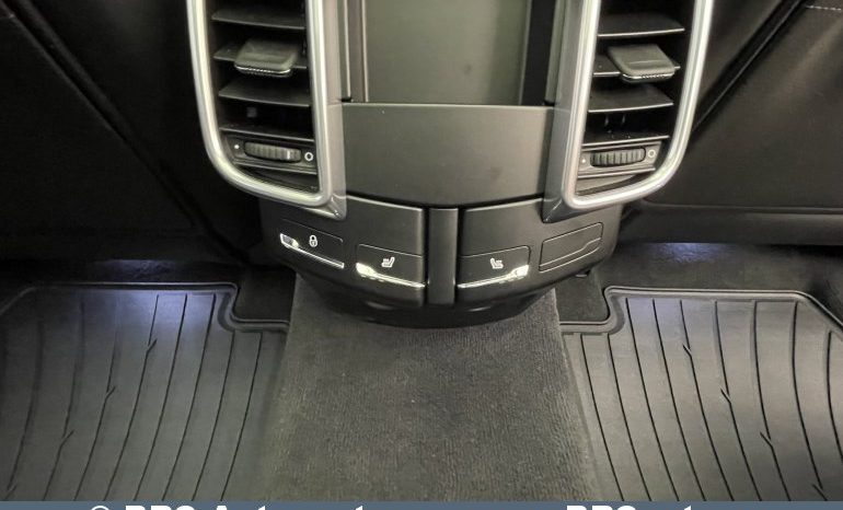 Porsche Cayenne 4.8 Turbo S Automatas 2015 full