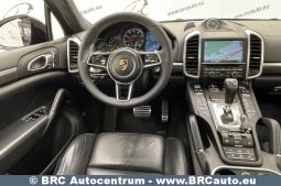 Porsche Cayenne 4.8 Turbo S Automatas 2015 full