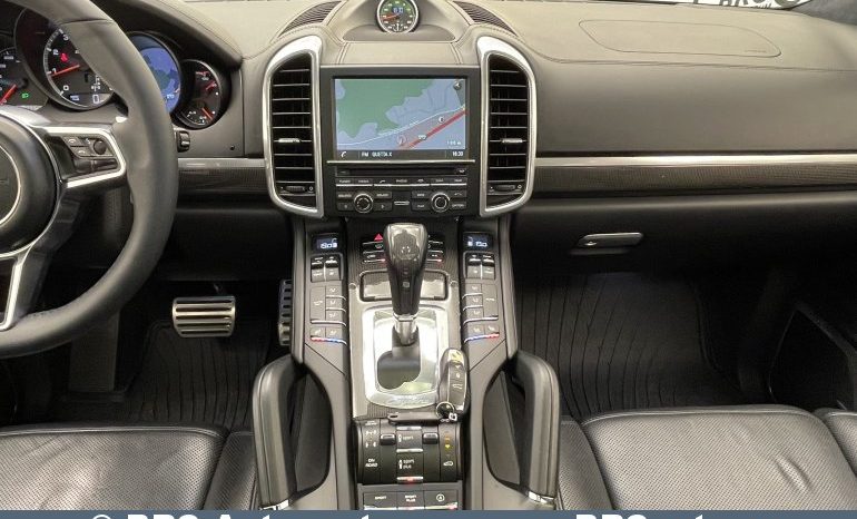 Porsche Cayenne 4.8 Turbo S Automatas 2015 full