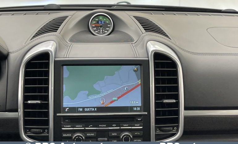Porsche Cayenne 4.8 Turbo S Automatas 2015 full