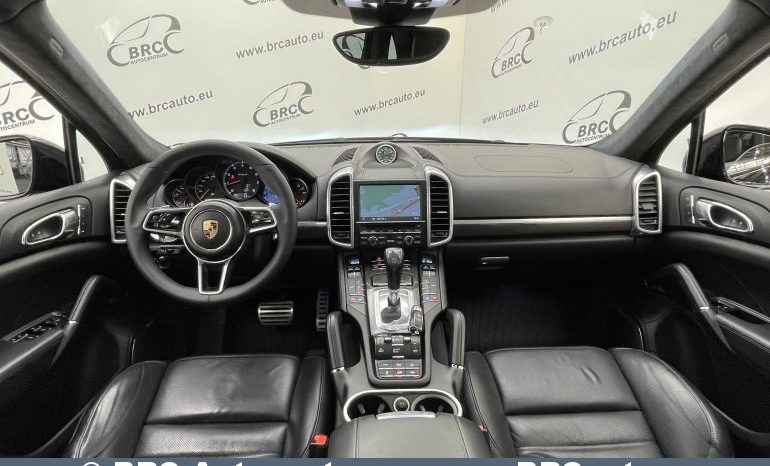 Porsche Cayenne 4.8 Turbo S Automatas 2015 full