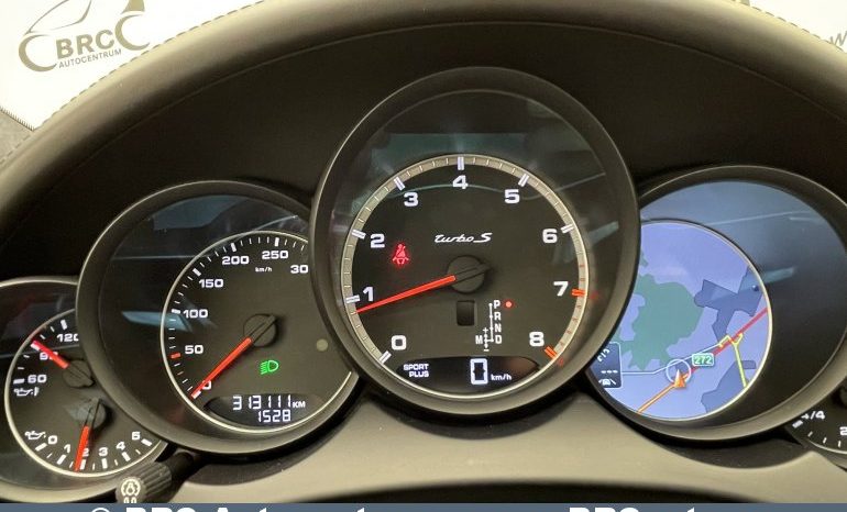 Porsche Cayenne 4.8 Turbo S Automatas 2015 full
