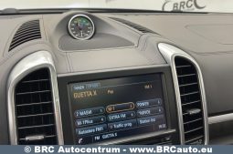 Porsche Cayenne 4.8 Turbo S Automatas 2015 full