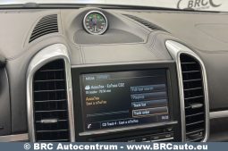 Porsche Cayenne 4.8 Turbo S Automatas 2015 full