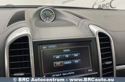 Porsche Cayenne 4.8 Turbo S Automatas 2015 full
