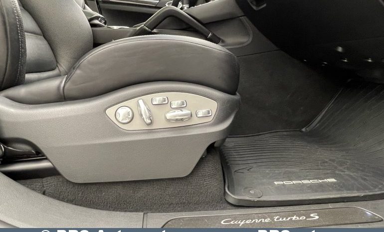 Porsche Cayenne 4.8 Turbo S Automatas 2015 full