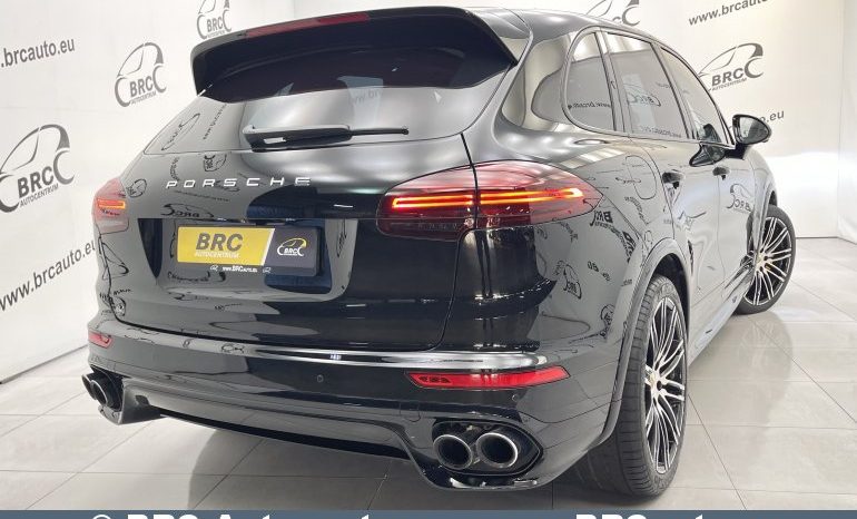 Porsche Cayenne 4.8 Turbo S Automatas 2015 full