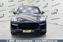 Porsche Cayenne 4.8 Turbo S Automatas 2015 full