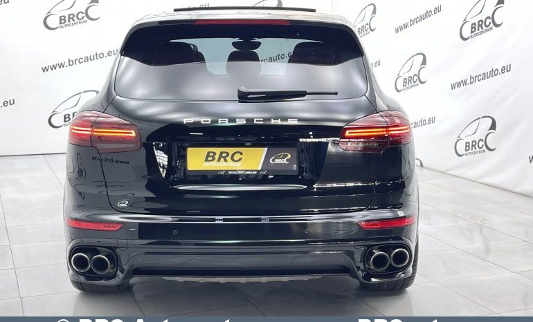 Porsche Cayenne 4.8 Turbo S Automatas 2015 full