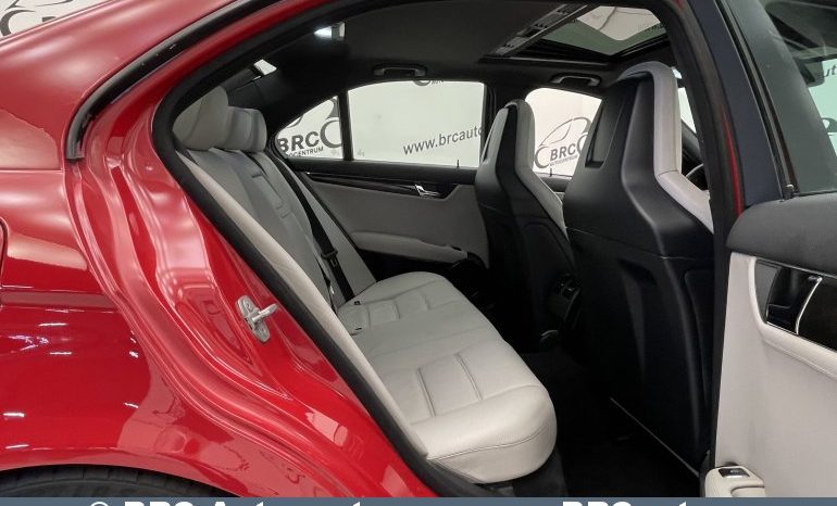 Mercedes-Benz C 63 AMG Innotech Automatas 2009 full