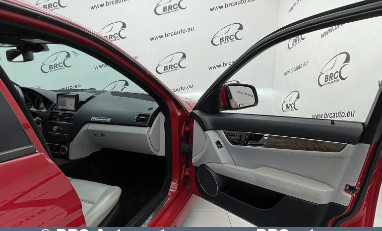 Mercedes-Benz C 63 AMG Innotech Automatas 2009 full