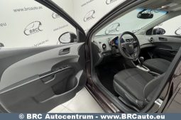 Chevrolet Aveo 1.4i Automatas 2013 full