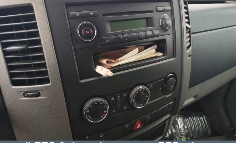 Volkswagen Crafter  2010 full