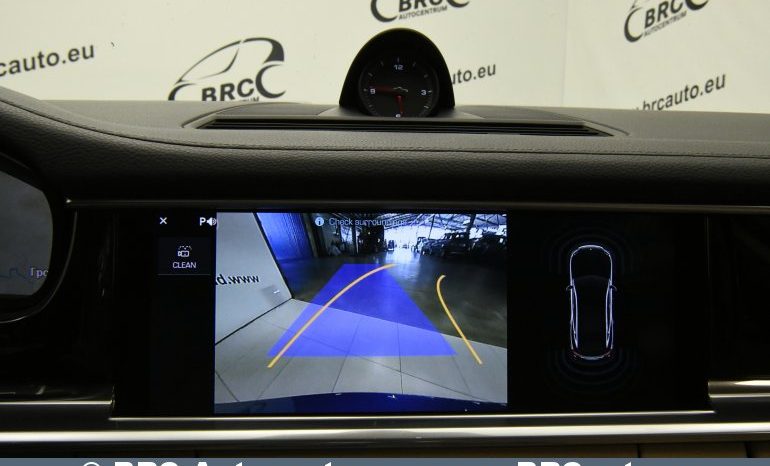 Porsche Panamera 3.0 Automatas 2018 full