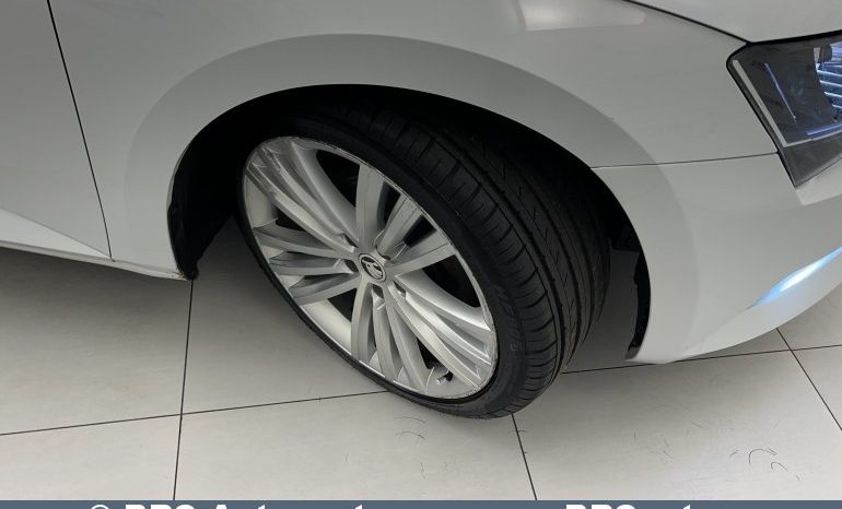 Skoda Superb 2.0 TDI 4×4 Automatas 2015 full