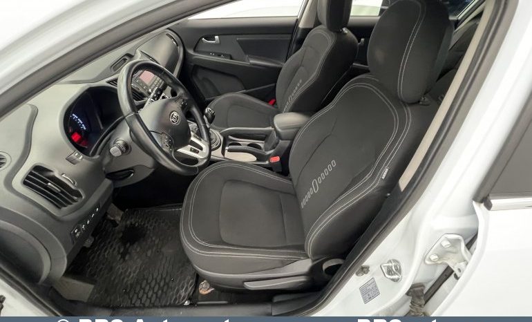 Kia Sportage 1.6GDI 2WD 2011 full
