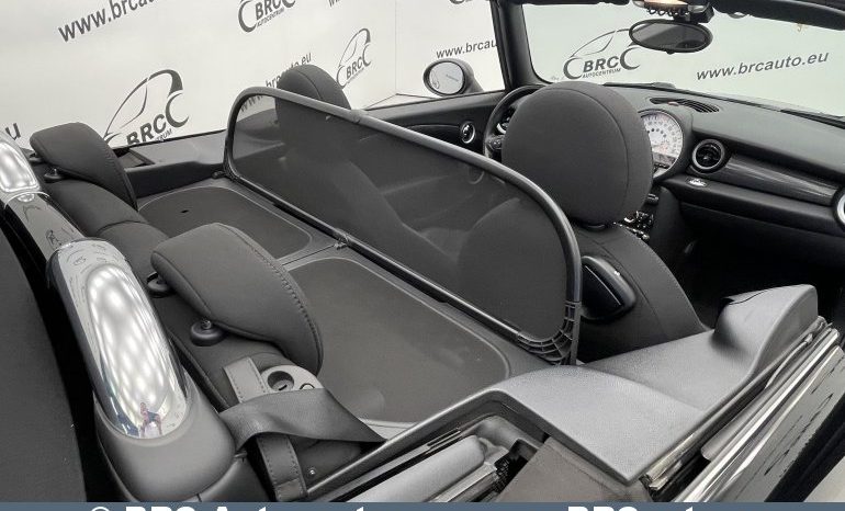 Mini Cooper d S Cabrio 2011 full