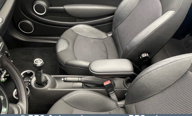 Mini Cooper d S Cabrio 2011 full