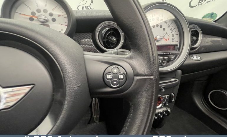 Mini Cooper d S Cabrio 2011 full