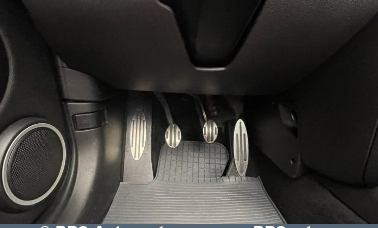 Mini Cooper d S Cabrio 2011 full