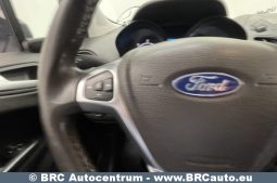 Ford Transit Courier 1.5 TDCi 2021 full