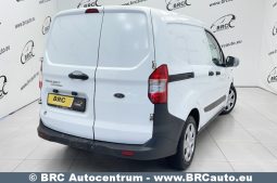 Ford Transit Courier 1.5 TDCi 2021 full