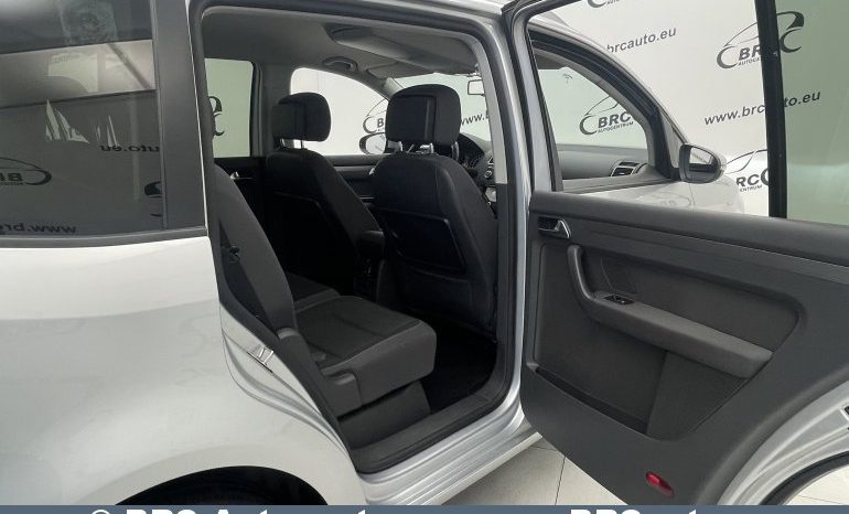 Volkswagen Touran 2.0TDI 2012 full