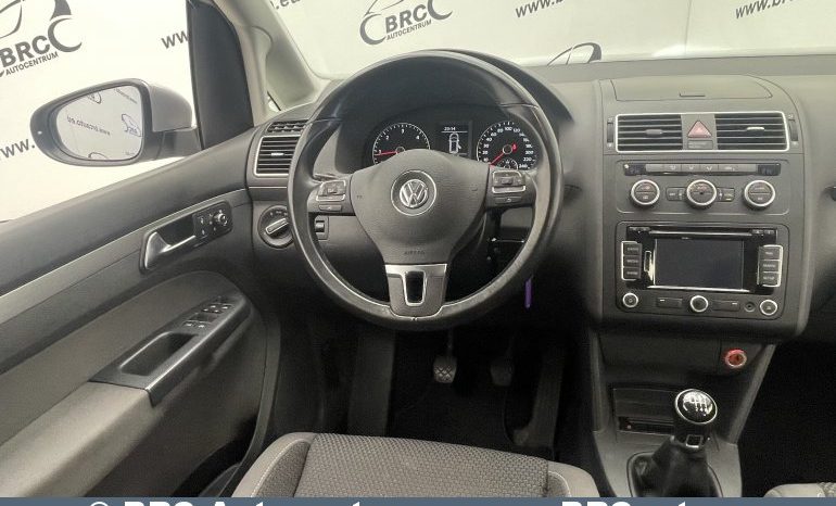 Volkswagen Touran 2.0TDI 2012 full
