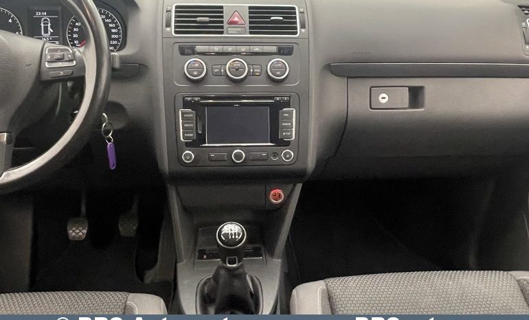 Volkswagen Touran 2.0TDI 2012 full