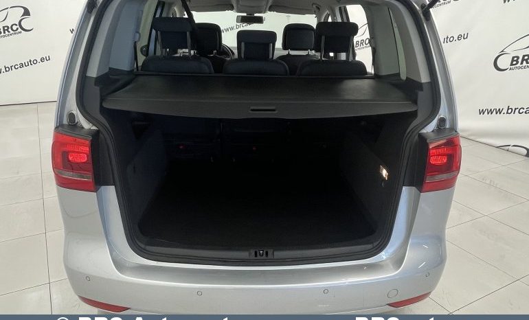 Volkswagen Touran 2.0TDI 2012 full
