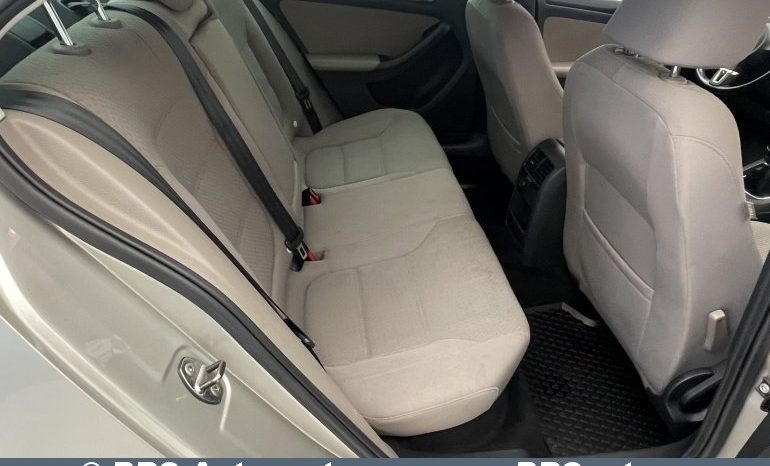 Volkswagen Jetta 1.4 TSI 2013 full