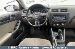 Volkswagen Jetta 1.4 TSI 2013 full